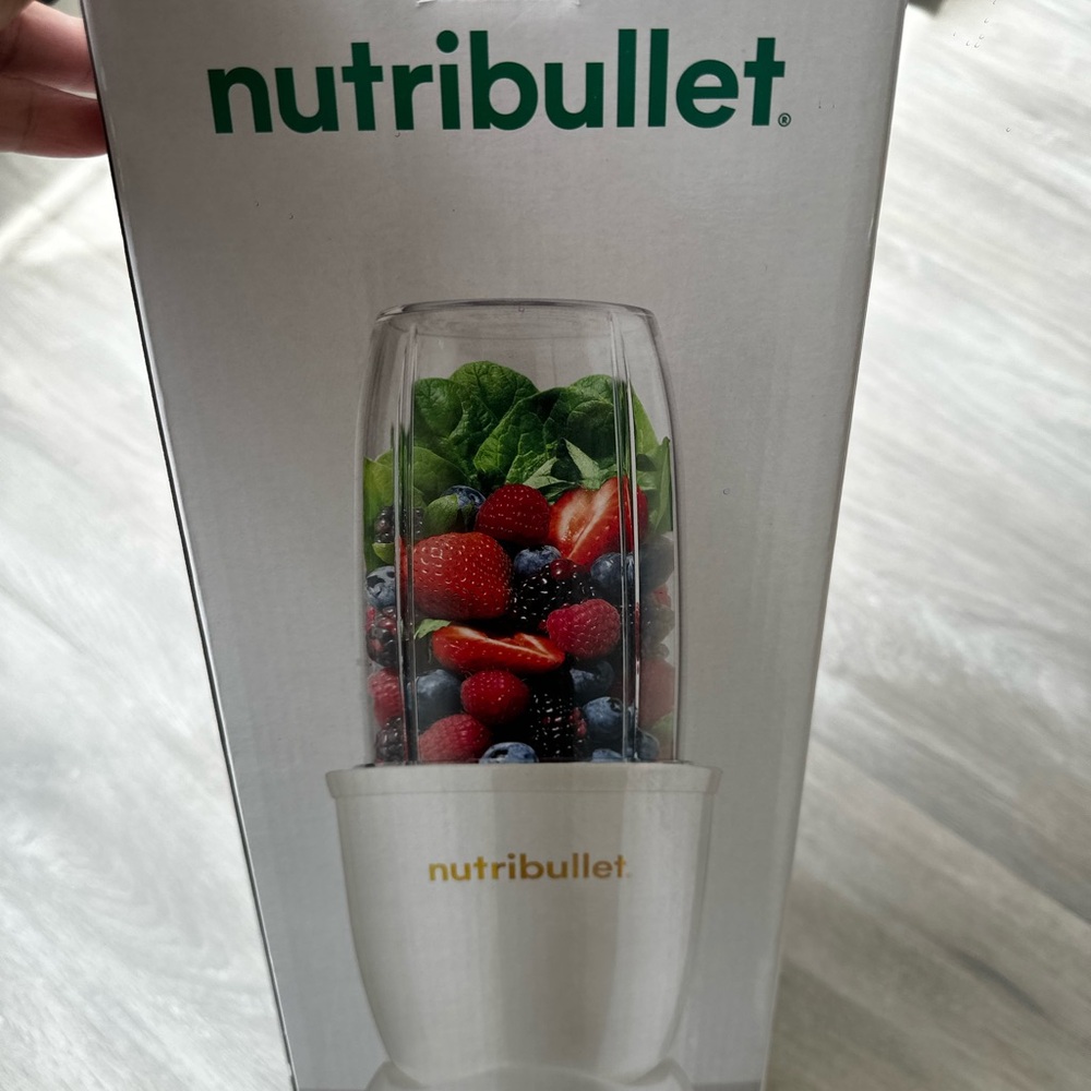 White Kitchen Tool Blender